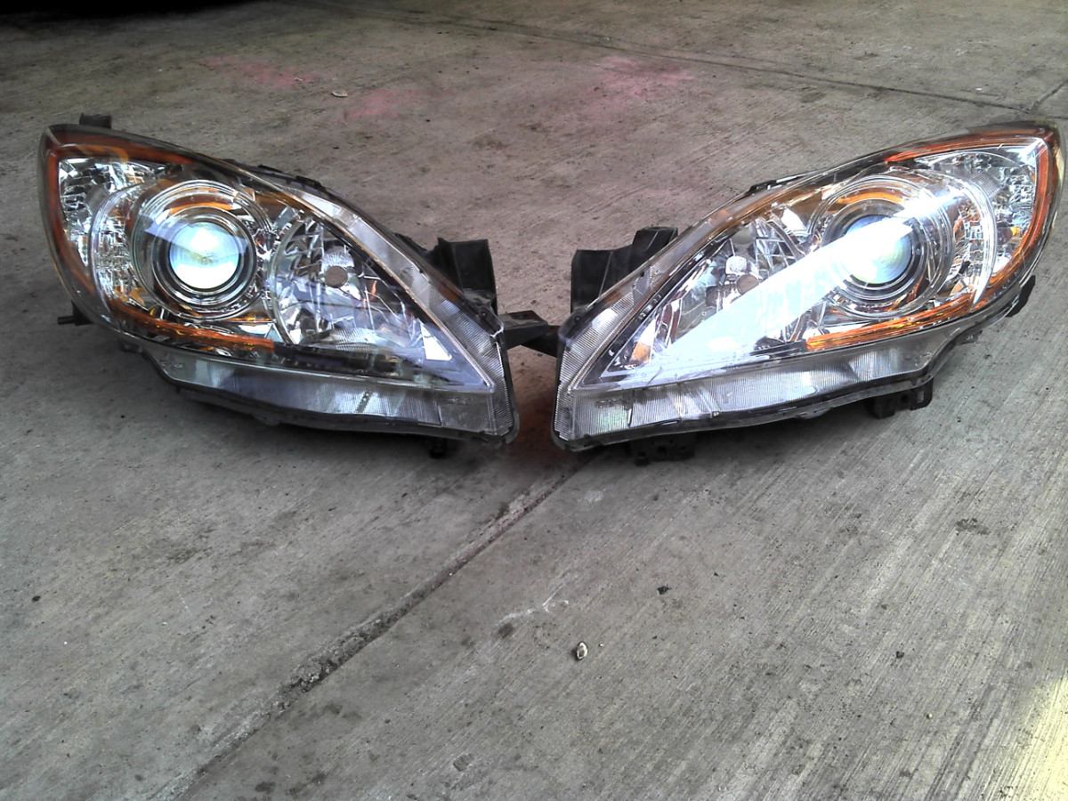 Silvines Faros Delanteros Mazda 3