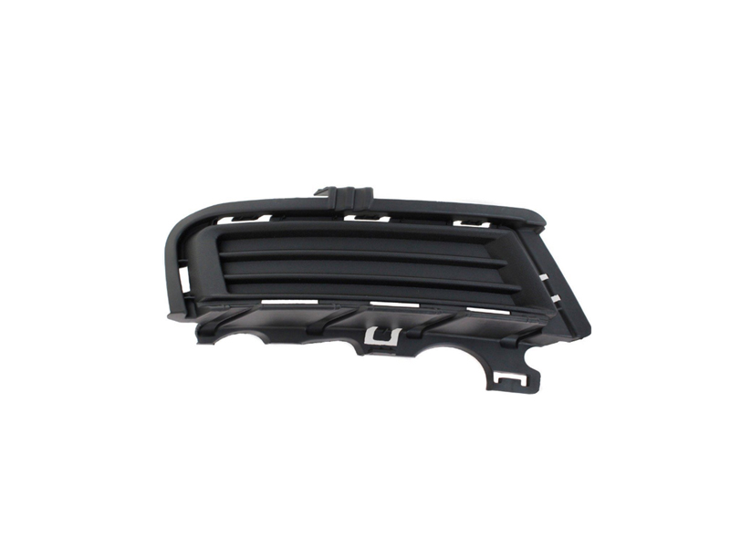 Tapon de Bumper Derecho Volkswagen Golf NO Sport NO GTI