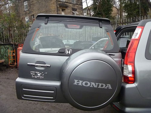 Compuerta Honda CRV 2002 2006