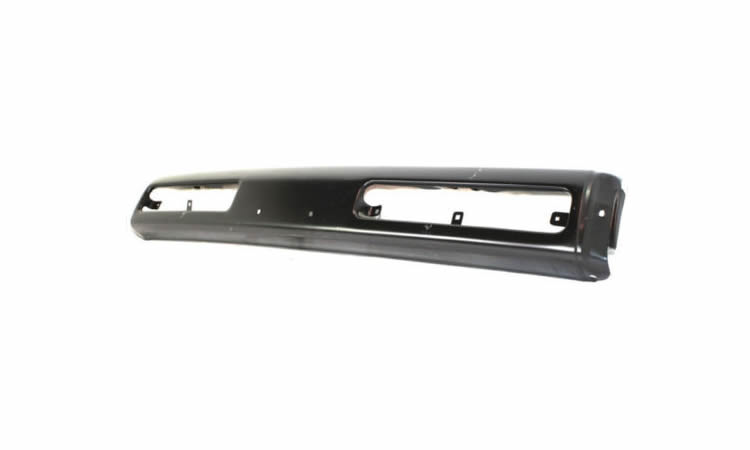 Bumper Delantero Nissan Hardbody de metal color negro 1986 1996