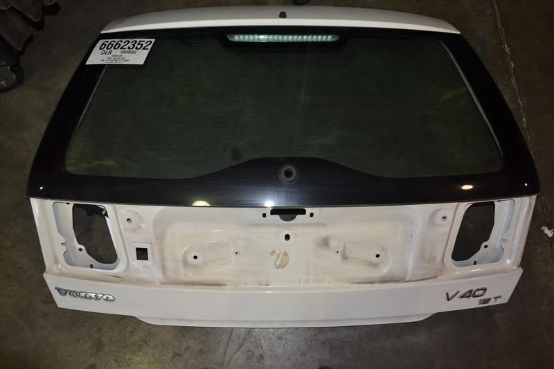 Compuerta Volvo V40 2000 2004