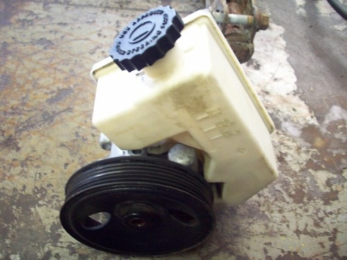 Bombas Hidraulicas para Jeep Liberty 2002 2006