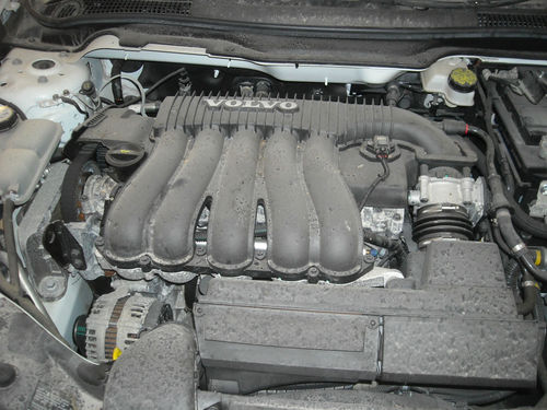 Motor Volvo S40