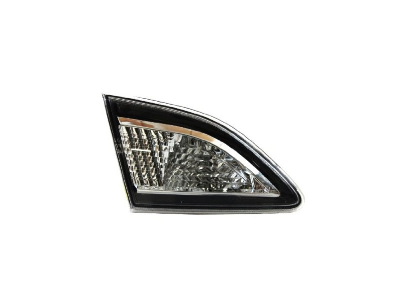 Reflector Izquierdo de Baul Mazda 3, Sedan 2010 2013