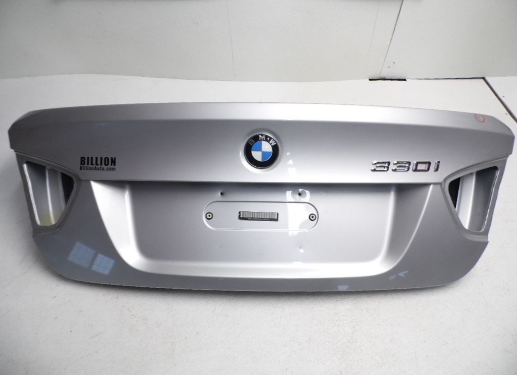 Tapa de Baul BMW 330I 2006 2008