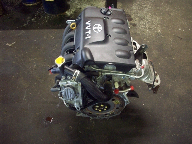 Motor Toyota Yaris