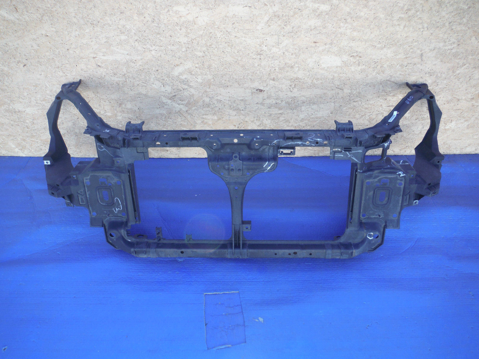 Soporte de Radiador Para Nissan Maxima 2004 2005