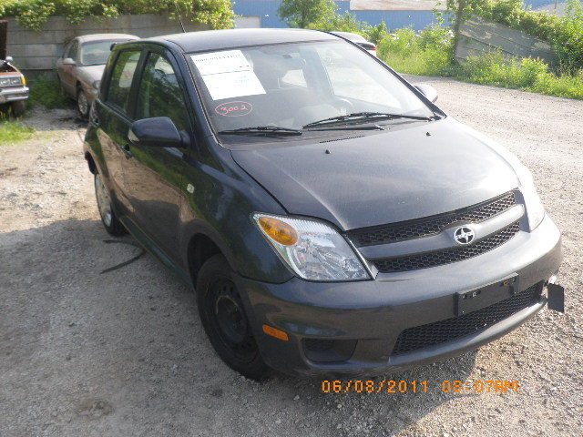 Puerta Toyota Scion XA 2004 2006