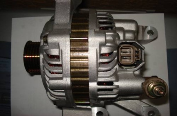 Alternador Mazda 3