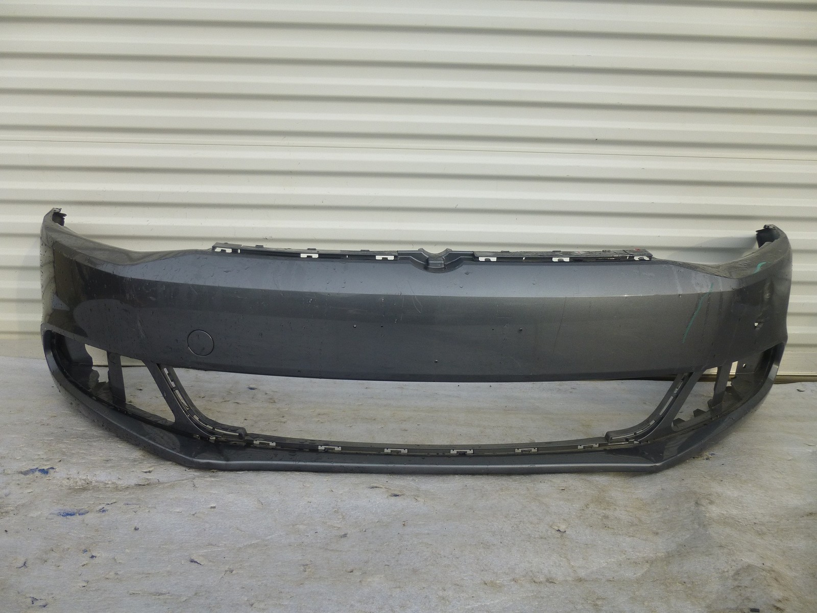 Bumper Volkswagen Jetta 